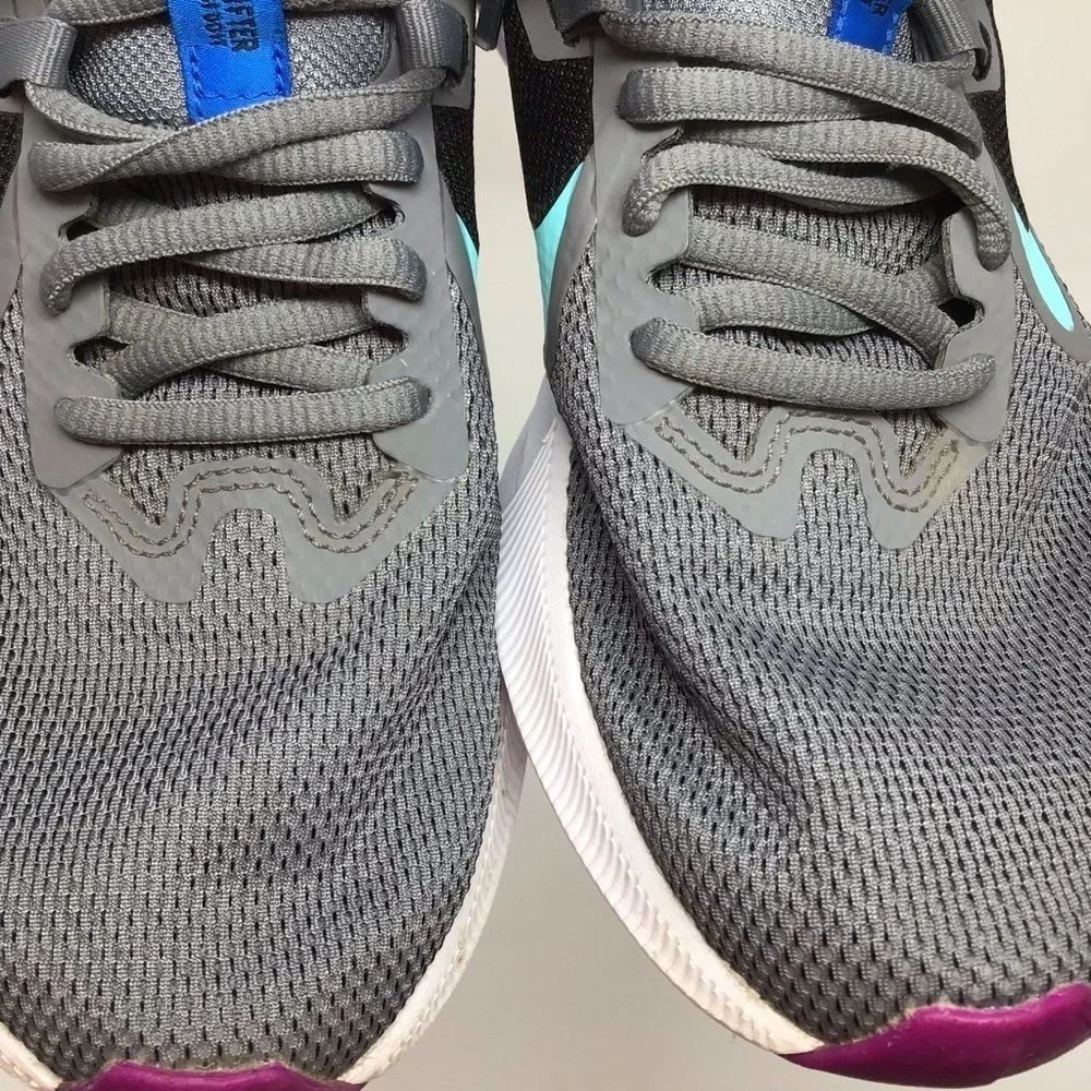 Nike Downshifter 9 Gray Running Sneaker - Picture 10 of 11